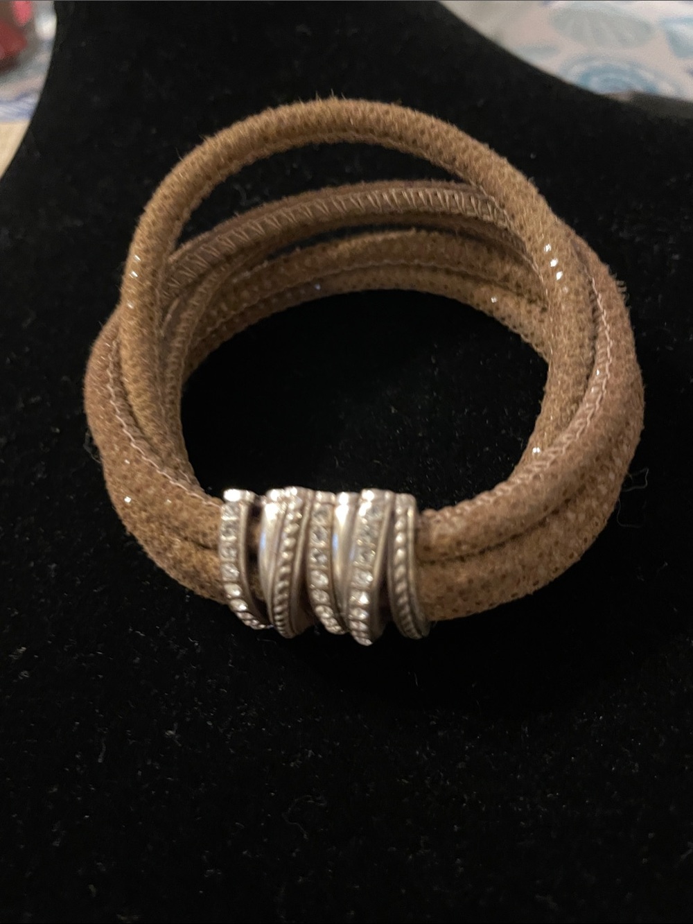 Brighton NEPTUNE'S RINGS Sparkle Camel Leather Magnetic Bracelet